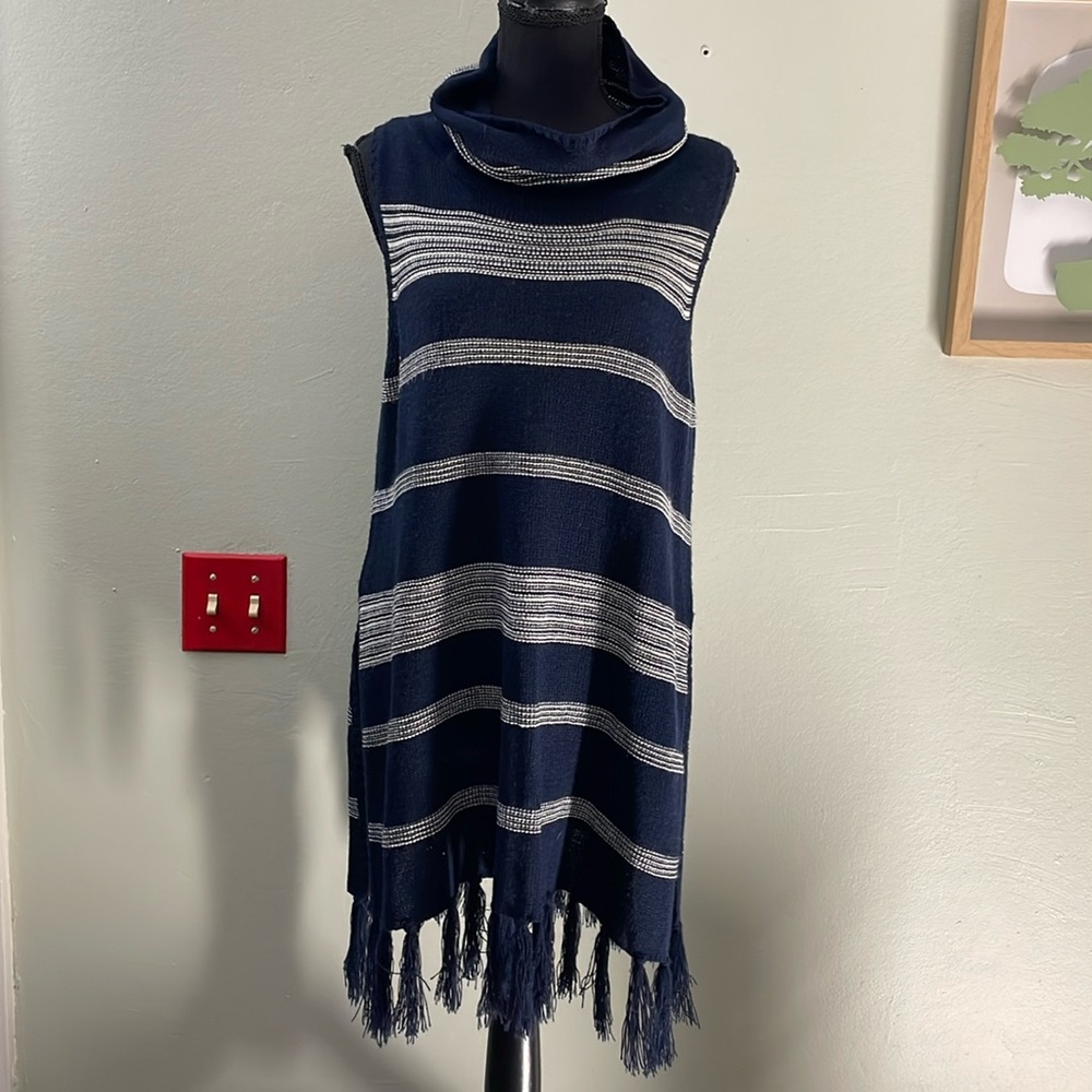 Bb Dakota cowl neck sleeveless fringe sweater M